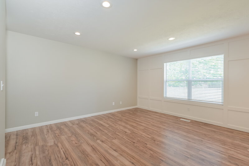 2,050/Mo, 827 Flint St Layton, UT 84041 Misc View 3