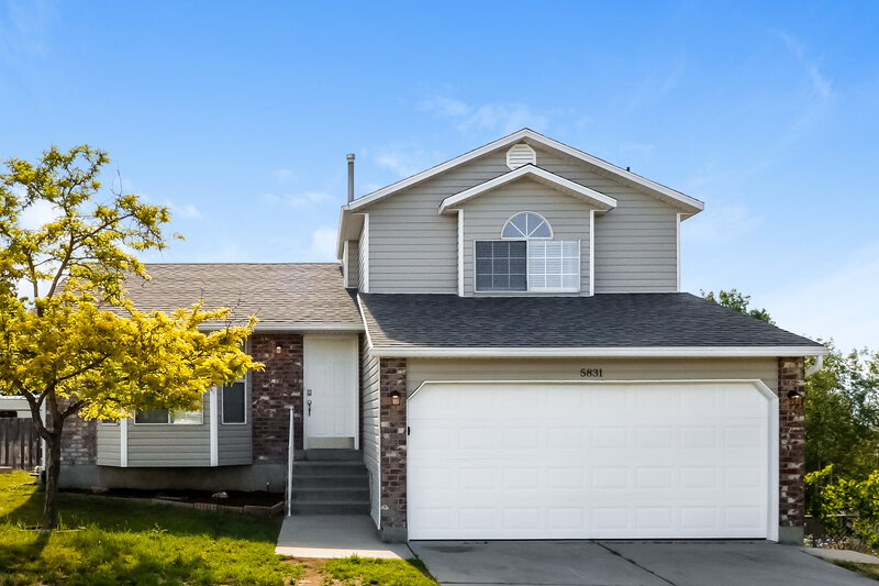2,740/Mo, 5831 S Clear Vista Dr Salt Lake City, UT 84118 External View