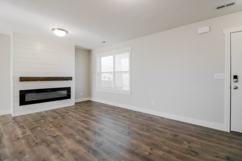 2,690/Mo, 4711 S West Park Dr Roy, UT 84067 Misc View