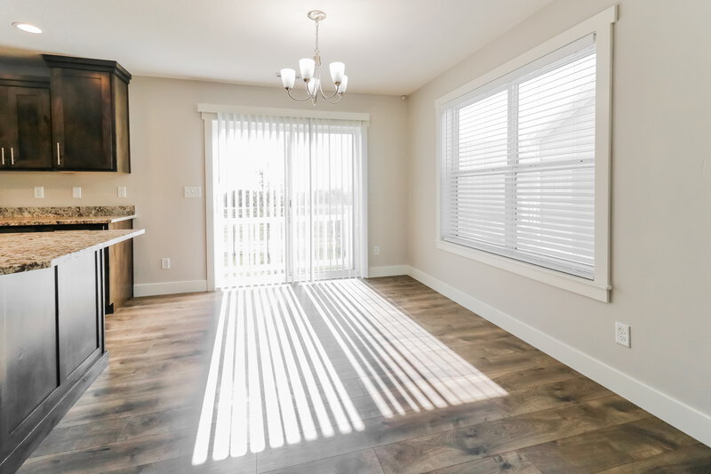 2,560/Mo, 4711 S West Park Dr Roy, UT 84067 Dining Room View