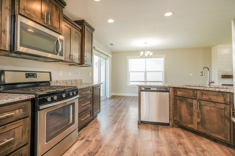 2,455/Mo, 4711 S West Park Dr Roy, UT 84067 Kitchen View 2