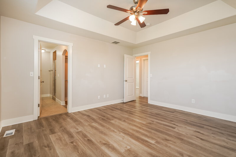 2,455/Mo, 4711 S West Park Dr Roy, UT 84067 Main Bedroom View 2