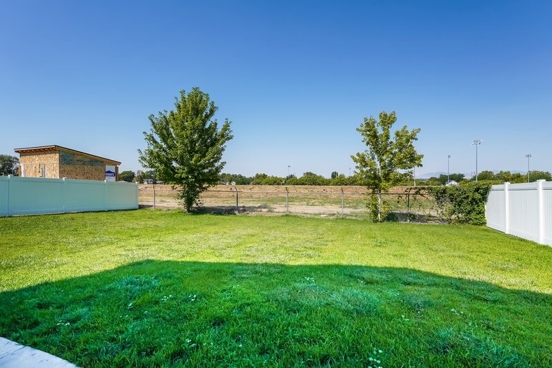 2,455/Mo, 4711 S West Park Dr Roy, UT 84067 Exterior View