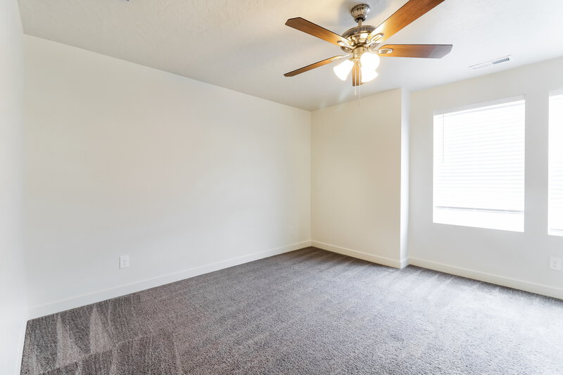 2,045/Mo, 141 E Polaris Dr Unit 186 Saratoga Springs, UT 84045 Misc View 5