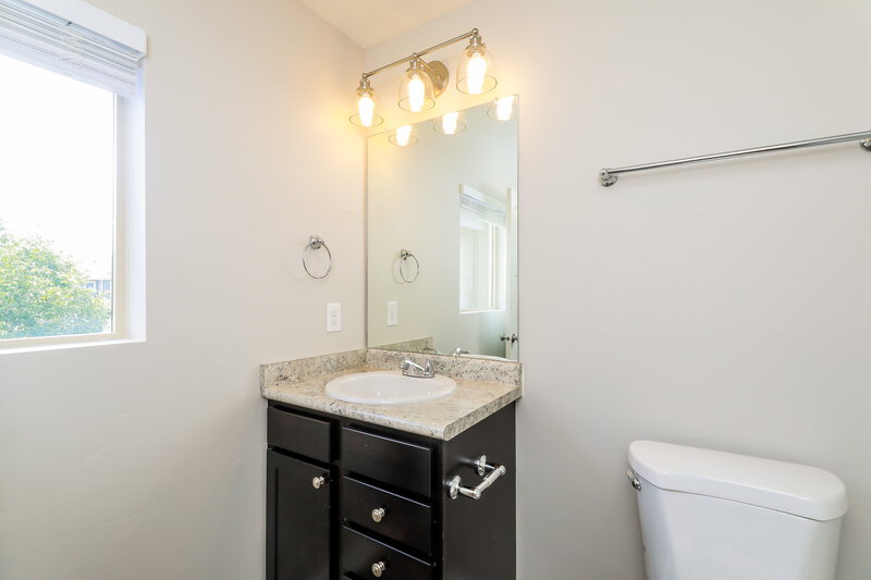 2,600/Mo, 8074 N Quarter Mile Dr Eagle Mountain, UT 84005 Misc View 12
