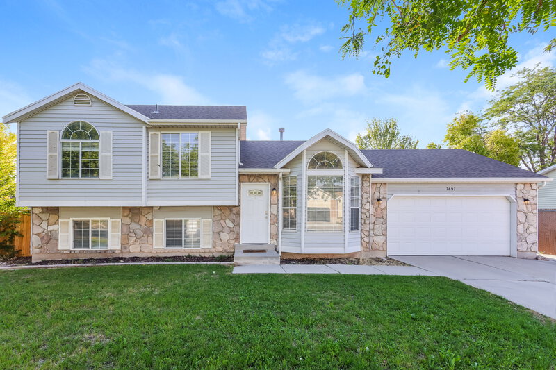 2,765/Mo, 7697 S Strawberry Loop West Jordan, UT 84084 External View