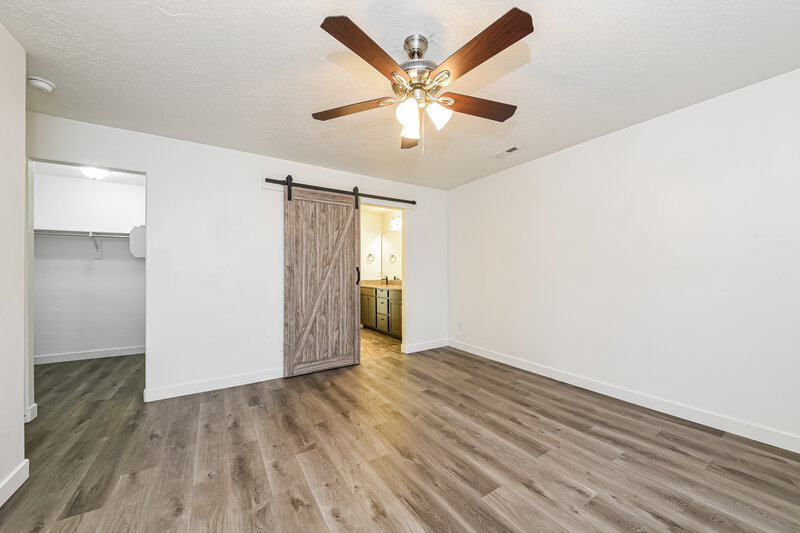 2,470/Mo, 13063 S Summerdale Dr Herriman, UT 84096 Main Bedroom View 2
