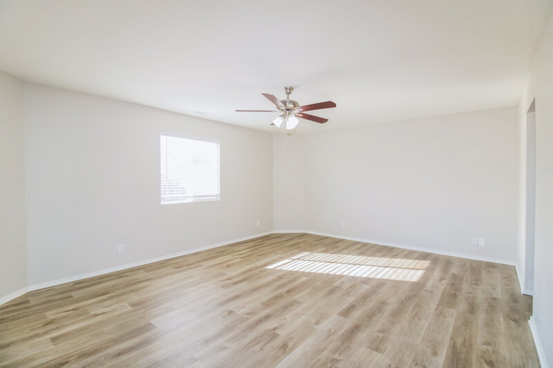 2,295/Mo, 3174 S Hunter Farm Way Salt Lake City, UT 84128 Main Bedroom View 2