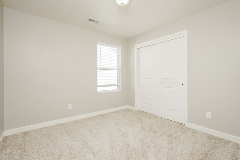2,290/Mo, 2087 W 3290 S Syracuse, UT 84075 Bedroom View 2