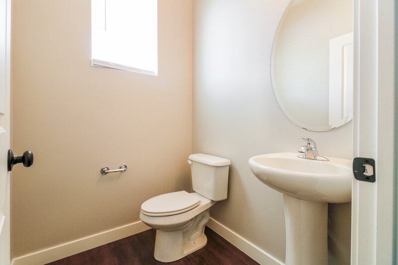2,860/Mo, 2087 W 3290 S Syracuse, UT 84075 Misc View 18