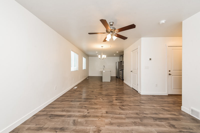 3,285/Mo, 7877 S Cronus Ln West Jordan, UT 84081 Living Room View