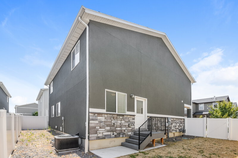 3,285/Mo, 7877 S Cronus Ln West Jordan, UT 84081 Rear View