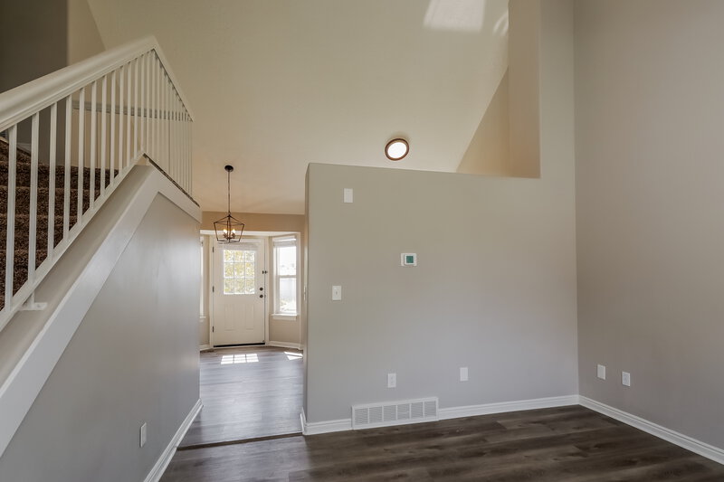 2,350/Mo, 599 Janelle Cove Way Tooele, UT 84074 Living Room View