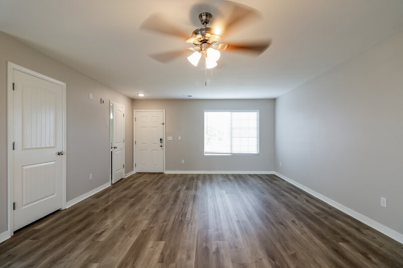 2,450/Mo, 558 Wellington Dr Kaysville, UT 84037 Misc View 3
