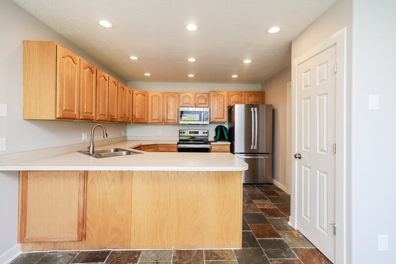 2,645/Mo, 5060 S Vista Dr Roy, UT 84067 Misc View 4
