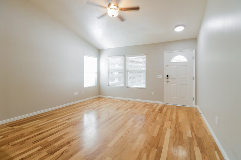 2,320/Mo, 4049 E Sioux St Eagle Mountain, UT 84005 Misc View