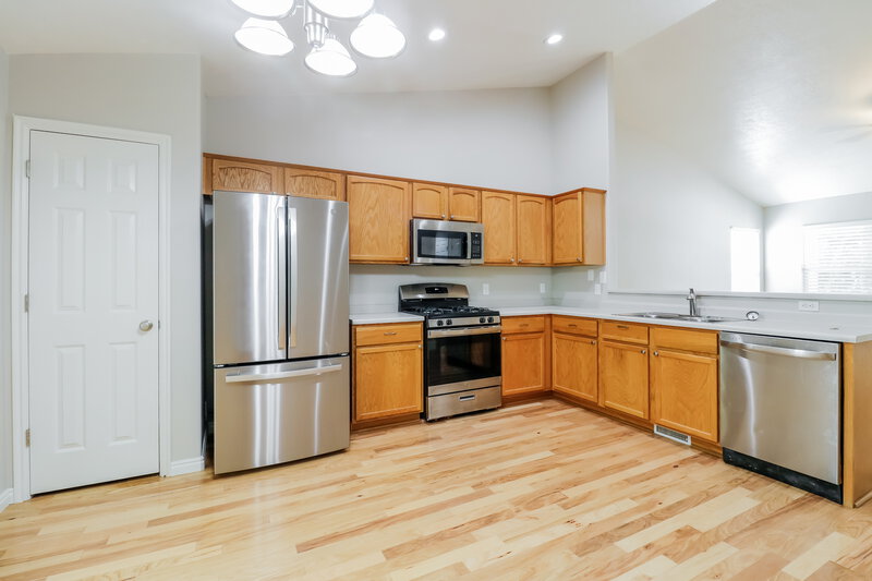 2,320/Mo, 4049 E Sioux St Eagle Mountain, UT 84005 Misc View 4