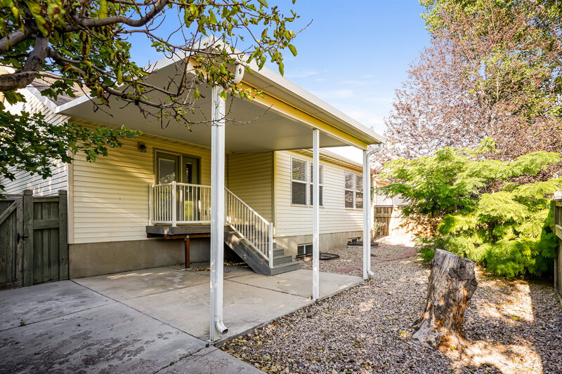 2,165/Mo, 4049 E Sioux St Eagle Mountain, UT 84005 Rear View