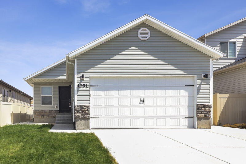 2,555/Mo, 1791 E Tumwater Ln Eagle Mountain, UT 84005 External View