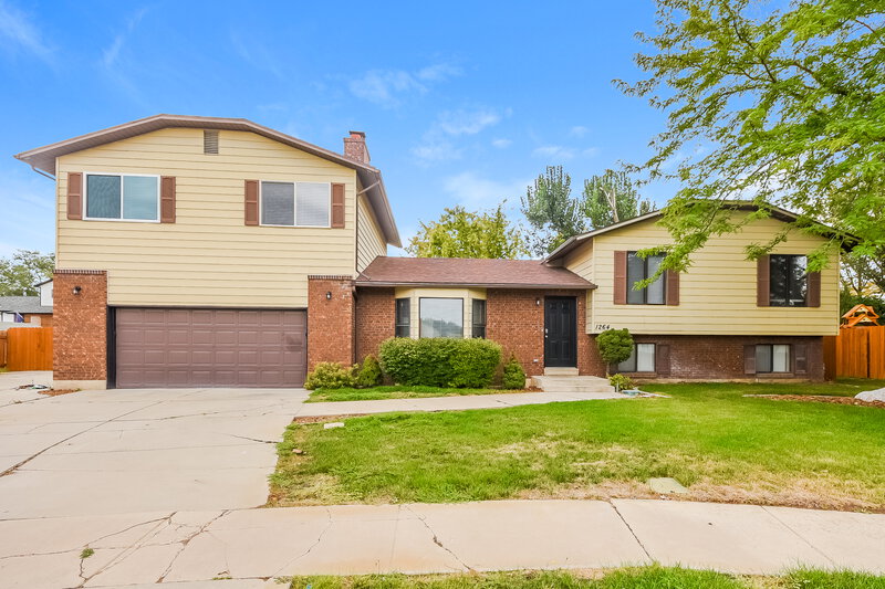 2,915/Mo, 1264 W 1750 N Clinton, UT 84015 External View