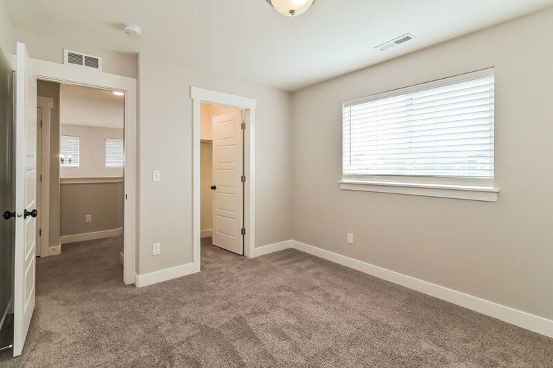 2,510/Mo, 4816 E Hidden Steppe Bnd Eagle Mountain, UT 84005 Misc View 8