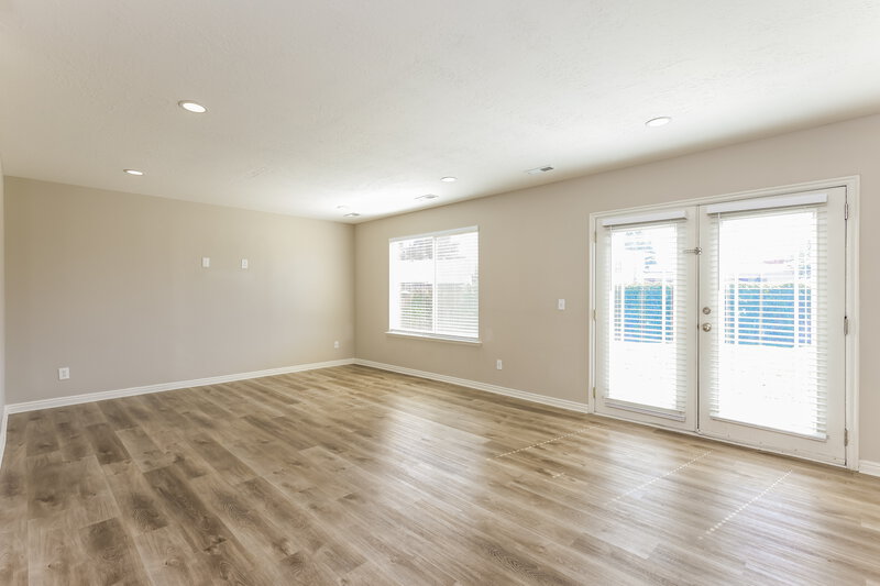2,745/Mo, 874 N Main St Orem, UT 84057 Dining Room View
