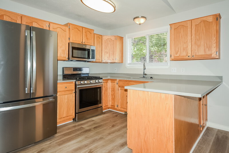 2,195/Mo, 3064 N 2175 E Layton, UT 84040 Misc View 5