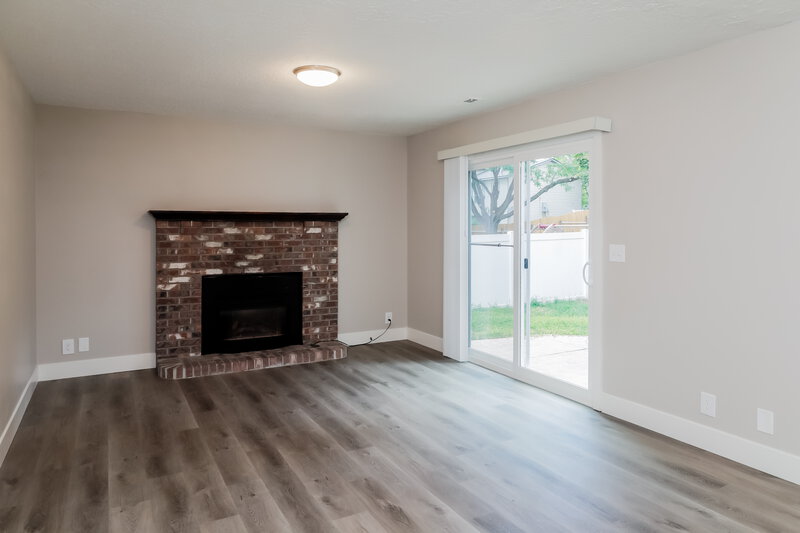 2,560/Mo, 1201 E 2400 N Layton, UT 84040 Misc View 4