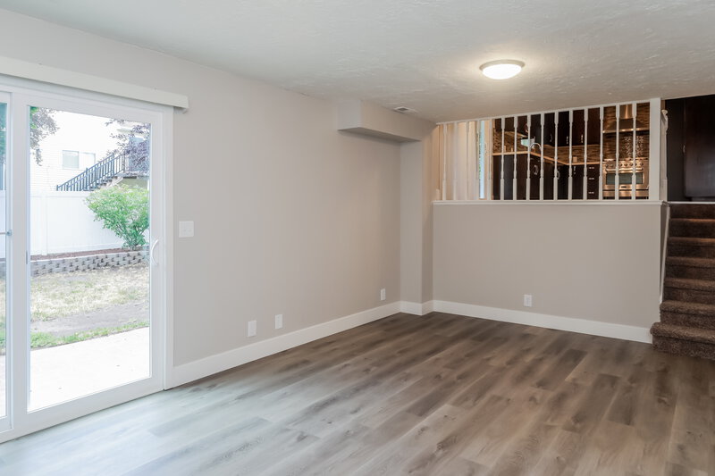 2,560/Mo, 1201 E 2400 N Layton, UT 84040 Misc View 5