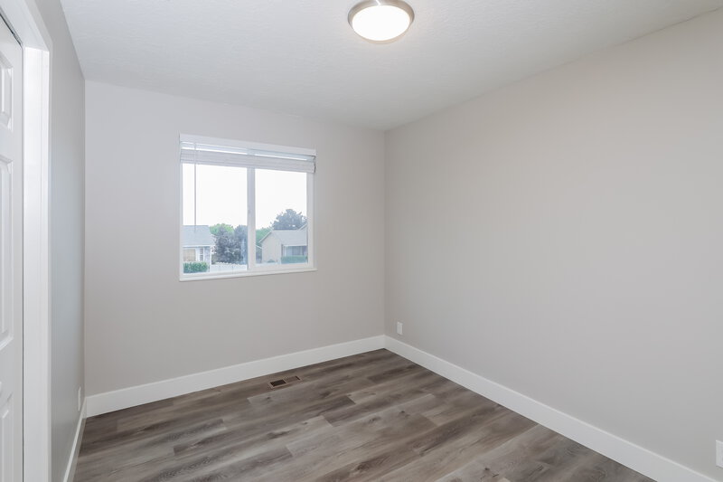 2,560/Mo, 1201 E 2400 N Layton, UT 84040 Misc View 10