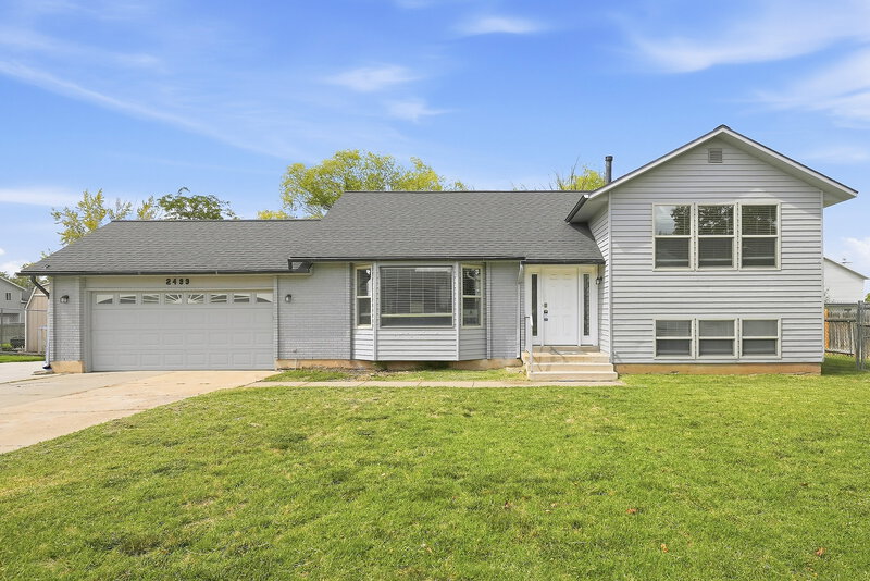 2,610/Mo, 2499 N 1050 W Clinton, UT 84015 External View