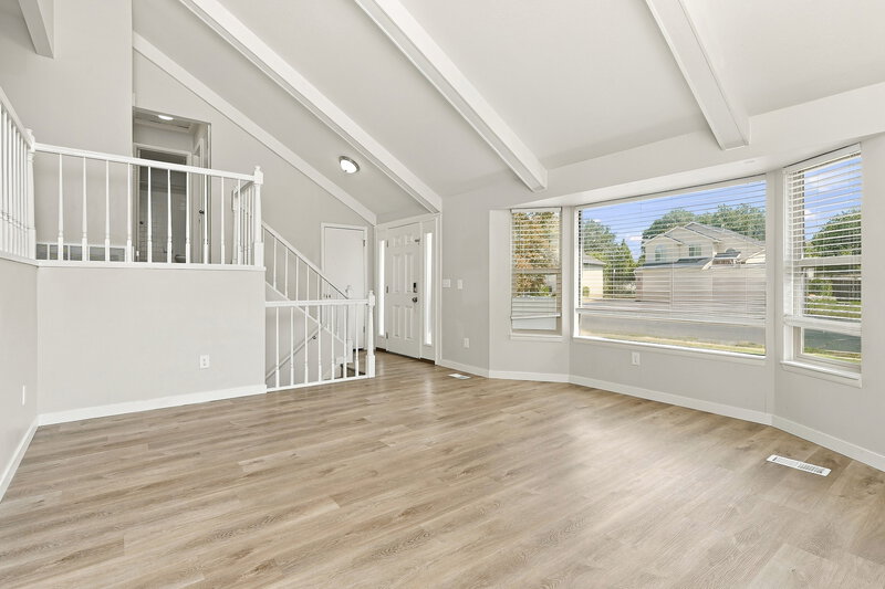2,610/Mo, 2499 N 1050 W Clinton, UT 84015 Living Room View