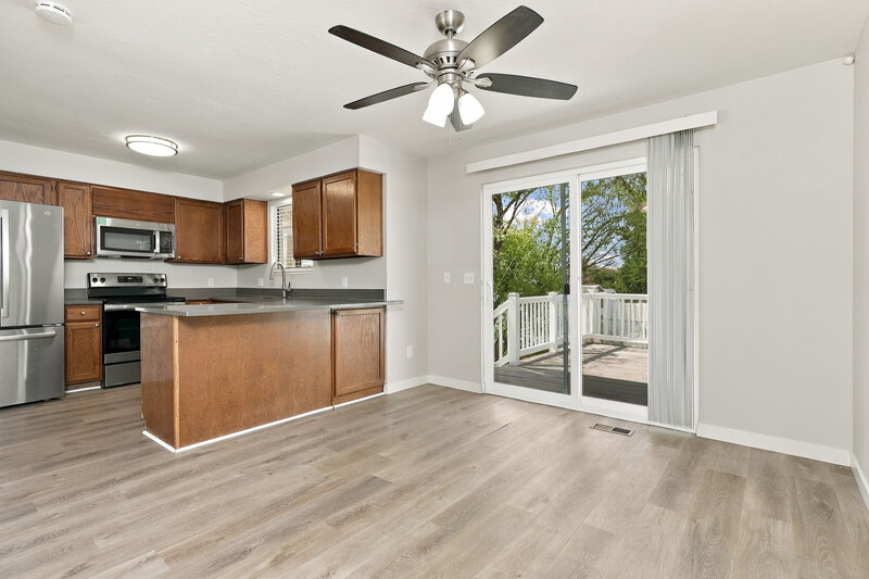 2,610/Mo, 2499 N 1050 W Clinton, UT 84015 Dining Room View