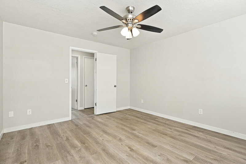 2,610/Mo, 2499 N 1050 W Clinton, UT 84015 Primary Bedroom View 2
