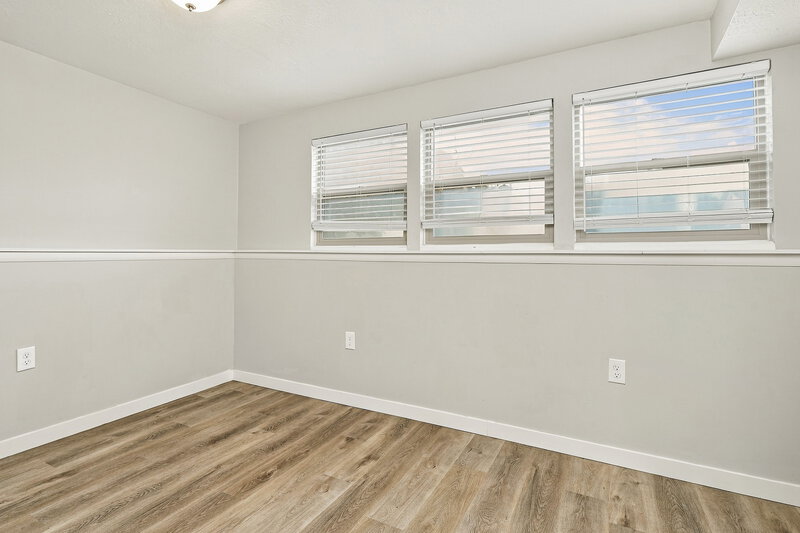2,610/Mo, 2499 N 1050 W Clinton, UT 84015 Bedroom View 3