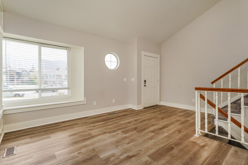 2,390/Mo, 1805 N 225 W Layton, UT 84041 Living Room View