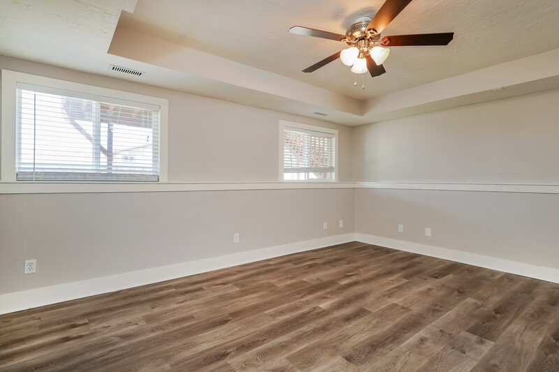 2,390/Mo, 1805 N 225 W Layton, UT 84041 Family Room View
