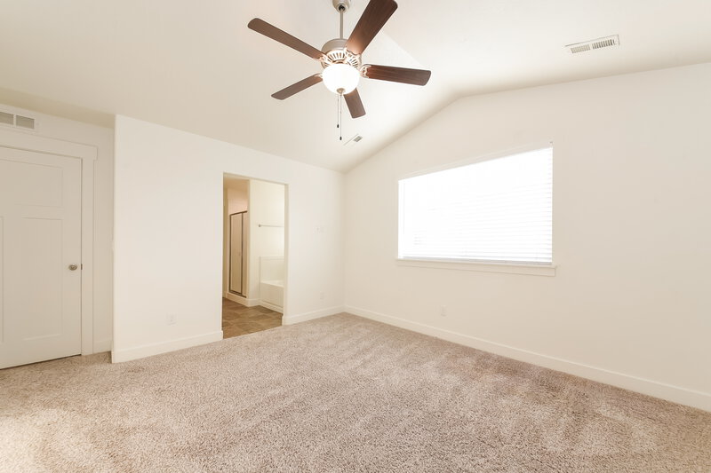 2,390/Mo, 4907 E Breezy Patch Rd Eagle Mountain, UT 84005 Main Bedroom View