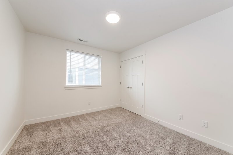 2,390/Mo, 4907 E Breezy Patch Rd Eagle Mountain, UT 84005 Bedroom View 2