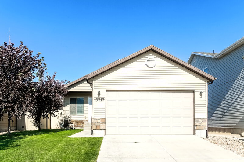 2,260/Mo, 3717 N Bountiful Ln Eagle Mountain, UT 84005 External View