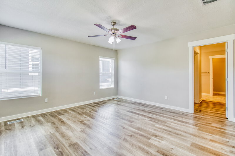2,530/Mo, 13368 S Moorfield Dr Herriman, UT 84096 Main Bedroom View