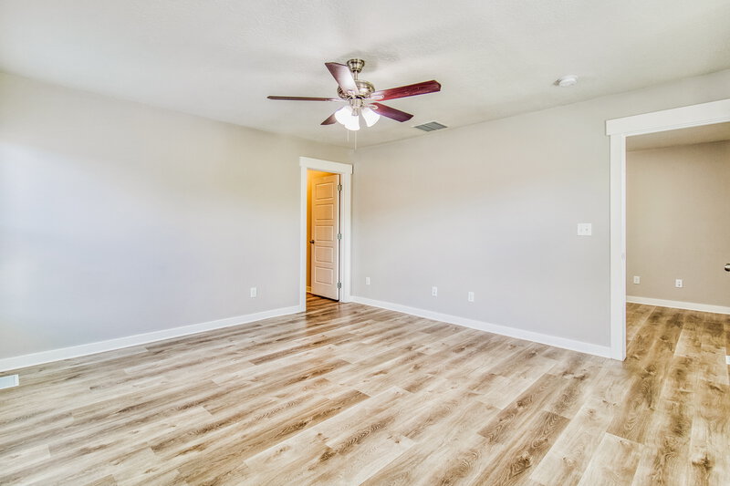 2,530/Mo, 13368 S Moorfield Dr Herriman, UT 84096 Main Bedroom View 2