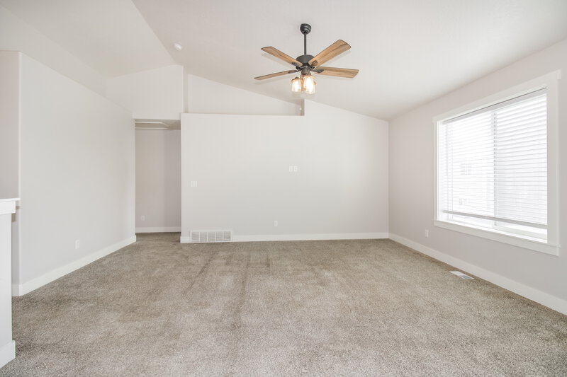 2,475/Mo, 4621 S West Park Dr Roy, UT 84067 Misc View