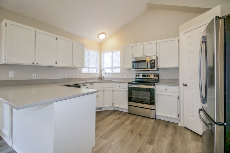 2,440/Mo, 6129 S Crystal River Dr Murray, UT 84123 Misc View 3