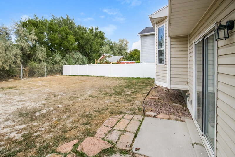 2,440/Mo, 6129 S Crystal River Dr Murray, UT 84123 Misc View 12