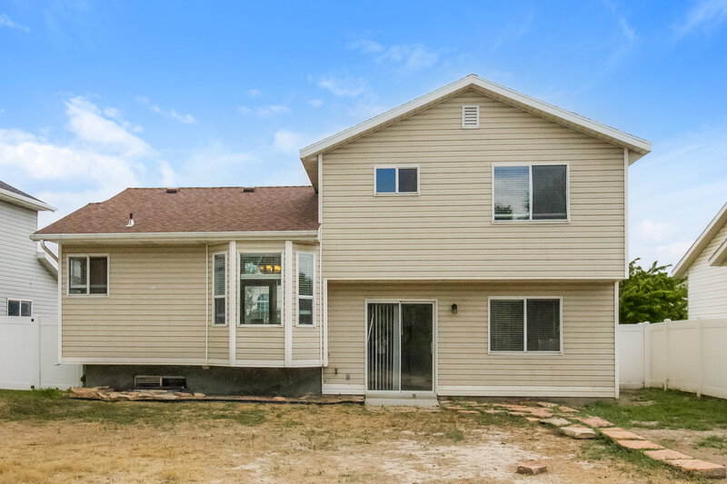 2,440/Mo, 6129 S Crystal River Dr Murray, UT 84123 Misc View 13
