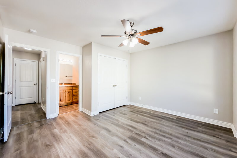 2,595/Mo, 1112 S 1425 W Clearfield, UT 84015 Main Bedroom View