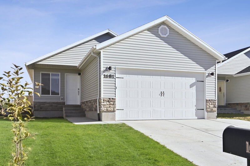 2,110/Mo, 1681 E Tumwater Ln Eagle Mountain, UT 84005 External View
