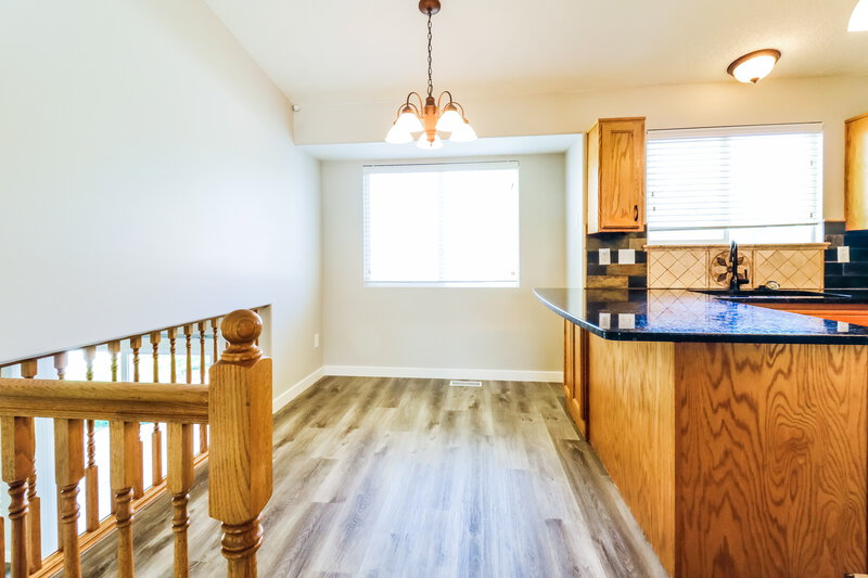 1,995/Mo, 3758 W 4525 S West Haven, UT 84401 Dining Room View