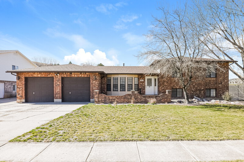 2,695/Mo, 8017 S 2100 E South Weber, UT 84405 External View